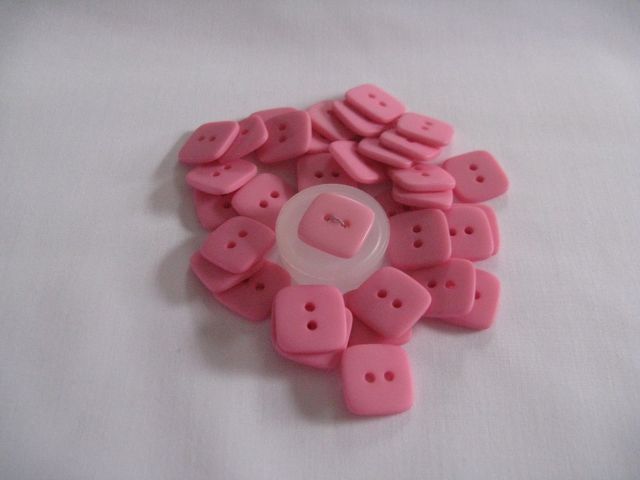 Bubble Gum Pink - square - molded